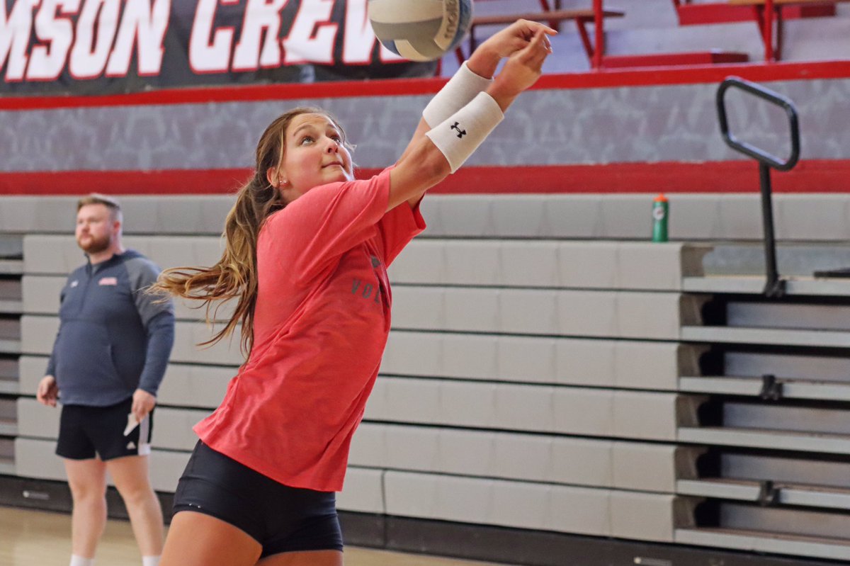 WCUMountaineers's tweet image. VB | Mountaineer volleyball is back! Welcome back to campus! #FearTheNeers @wcumountaineersvb
