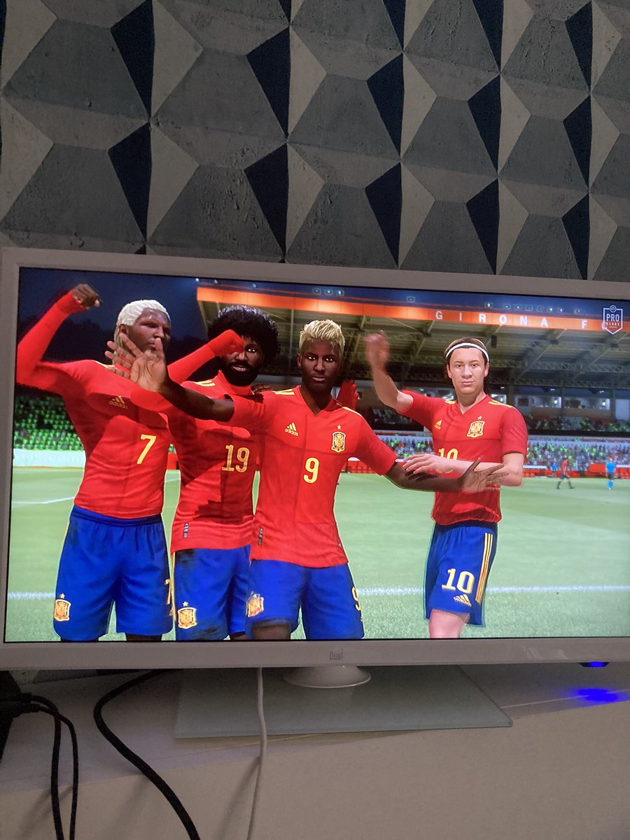 dejanbruu's tweet photo. POR MI PATRIA🇪🇸 https://t.co/VA86jEL7Q2