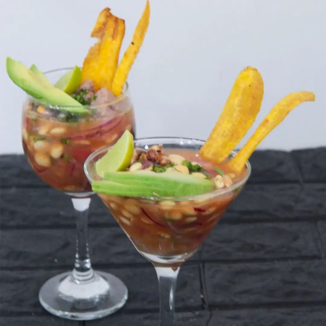 La cocina ecuatoriana es fuente inagotable de deliciosos platos. En <a href="/acpecuador_/">Academia Culinaria del Pacífico</a> dedicamos gran parte de nuestras clases para perfeccionar a los alumnos en estas preparaciones. 

Primero lo nuestro!

#cocinaecuatoriana #clasesacp #matriculasabiertas #Guayaquil #Ecuador