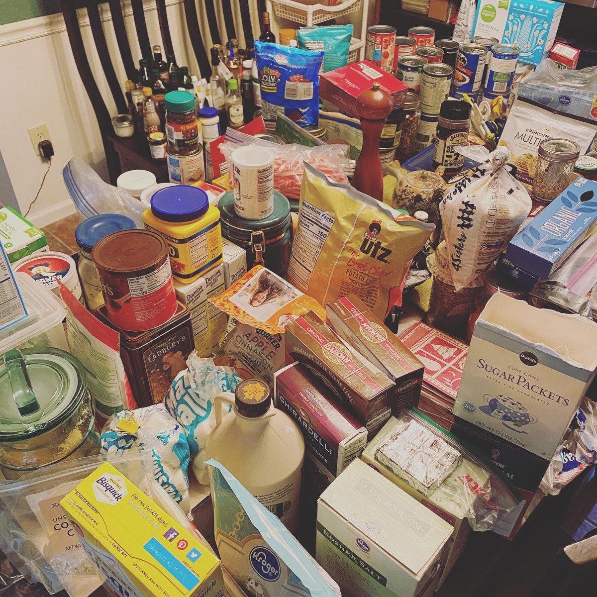 turningclockbac's tweet image. Pantry makeover begins tomorrow.  Now to sort through the seriously outdated assorted stuff that was living in there before I put it into the new one this weekend! When’s the last time you cleaned out YOUR pantry? #pantrymakeover #whatsinthepantry #kitchenorganizing