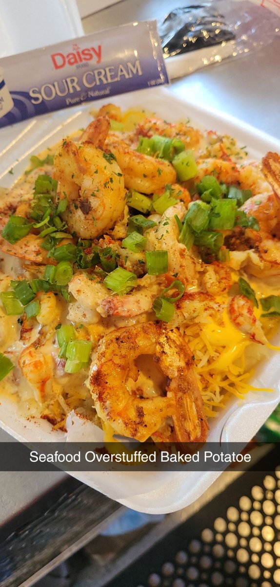 TarasCajunCookn's tweet photo. @TarasCajunCookn Retweet & Like
Different Menu Everyday
#shsu #huntsvillefoodtrucks #cajun #seafood #authentic #Huntsville #therightspice #therightprice https://t.co/mRzB3s6LPV