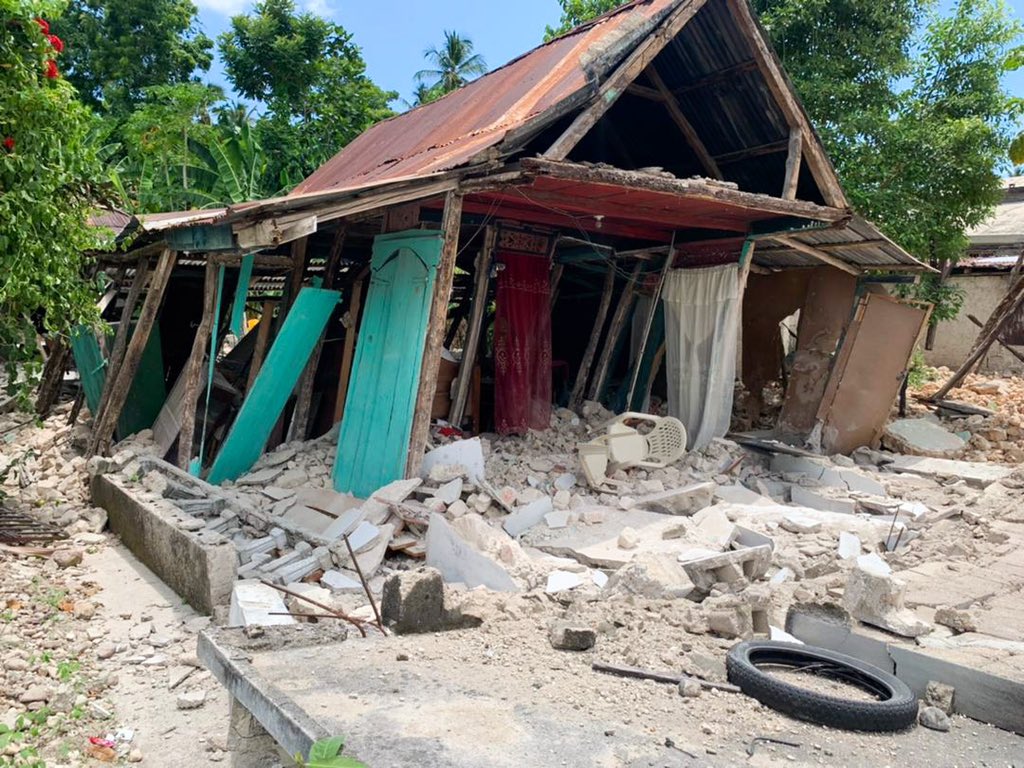 mohcaribbean's tweet photo. Please join us in praying for Haiti tonight as the people brace for Tropical Storm Grace to hit. Forecasters are saying it could bring heavy rain, flooding, and increased landslides which would make relief efforts even more difficult. https://t.co/peE9kWpzMU