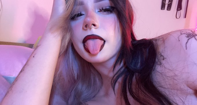 I wanted to so some videos but my card in camera is not working so i need to buy new ones tomorrow :C