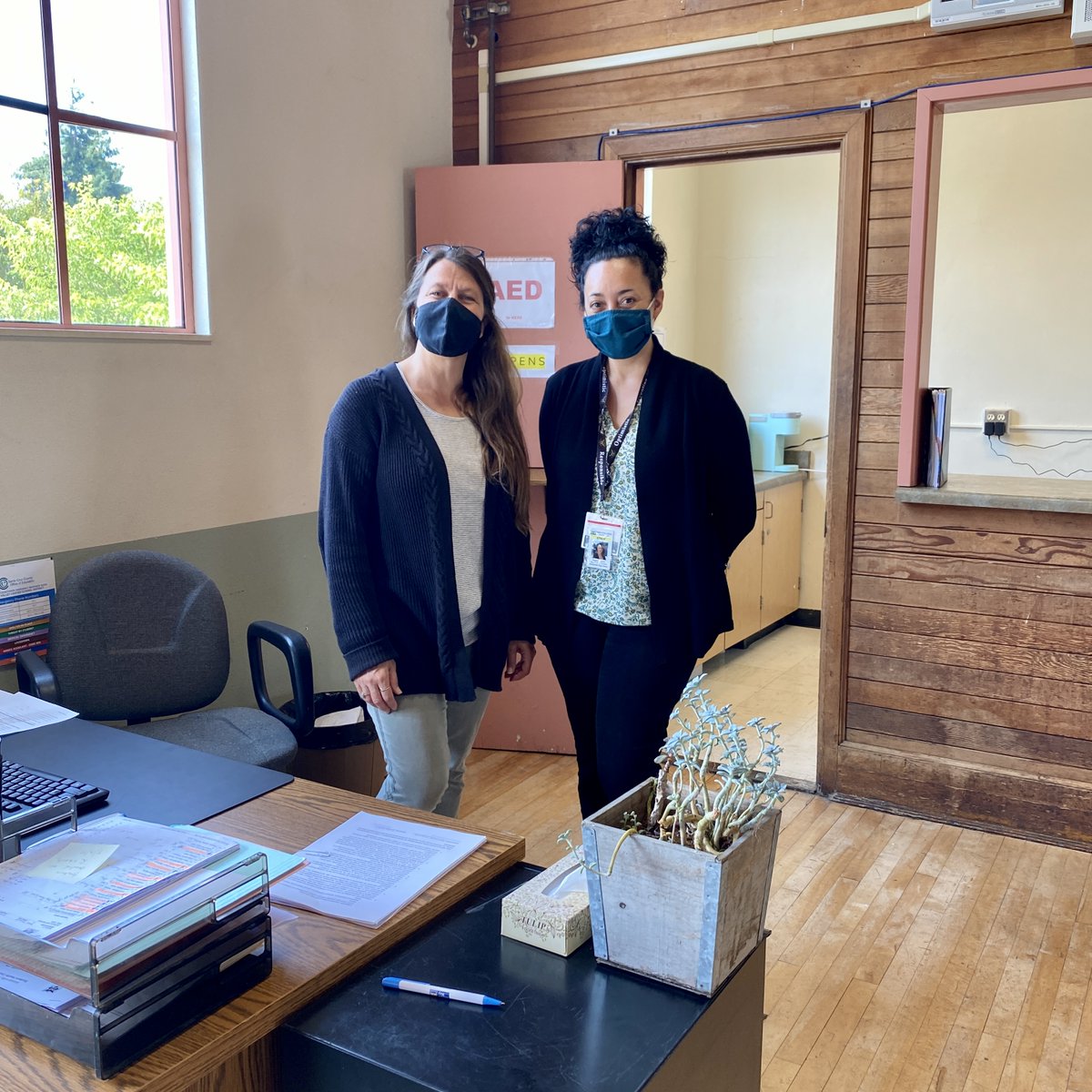 Classified Employee Spotlight! 🔦💡Rocio Navarrete (Health Care Assistant) and Kari Kamleiter (LVN) are Watsonville High’s health care heros! Thank you for your amazing work keeping our students safe. #pvusdmerit #pvusdcares