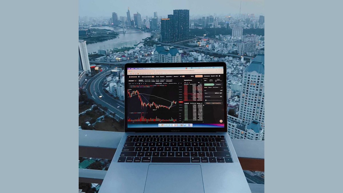 binance_vietnam's tweet photo. #BinanceView của bạn hôm nay như thế nào?👨💻 https://t.co/1191ZPtIsF
