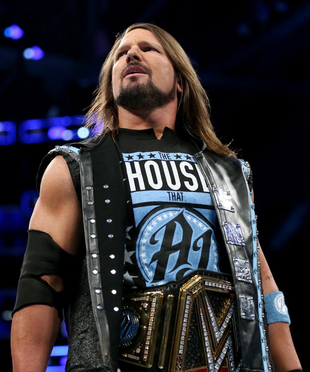 stylesclashbot's tweet photo. 𝐇𝐎𝐔𝐑𝐋𝐘 𝐏𝐎𝐒𝐓! April 2018: SMACKDOWN LIVE (Providence, Rhode Island) https://t.co/ht2pEcQ8OJ