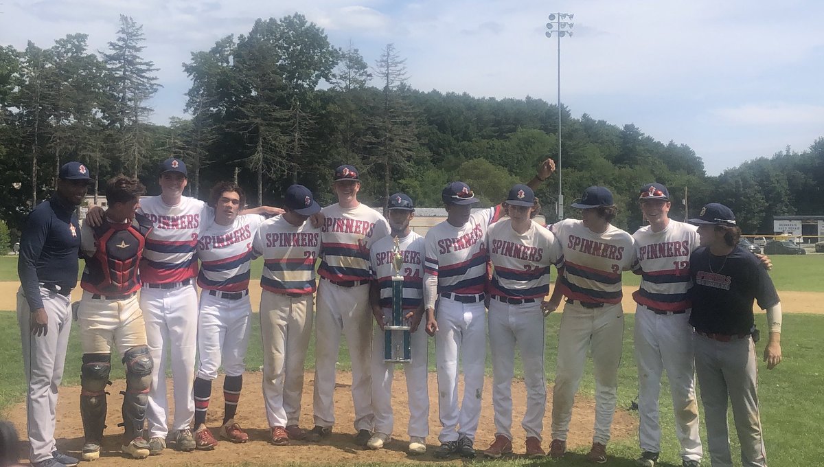 Laurie Descheneaux tweet media