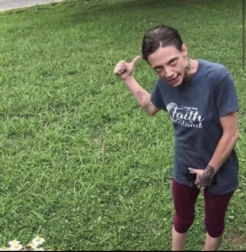 bitchwegeekin's tweet image. “so you don’t hear me manifesting you?”