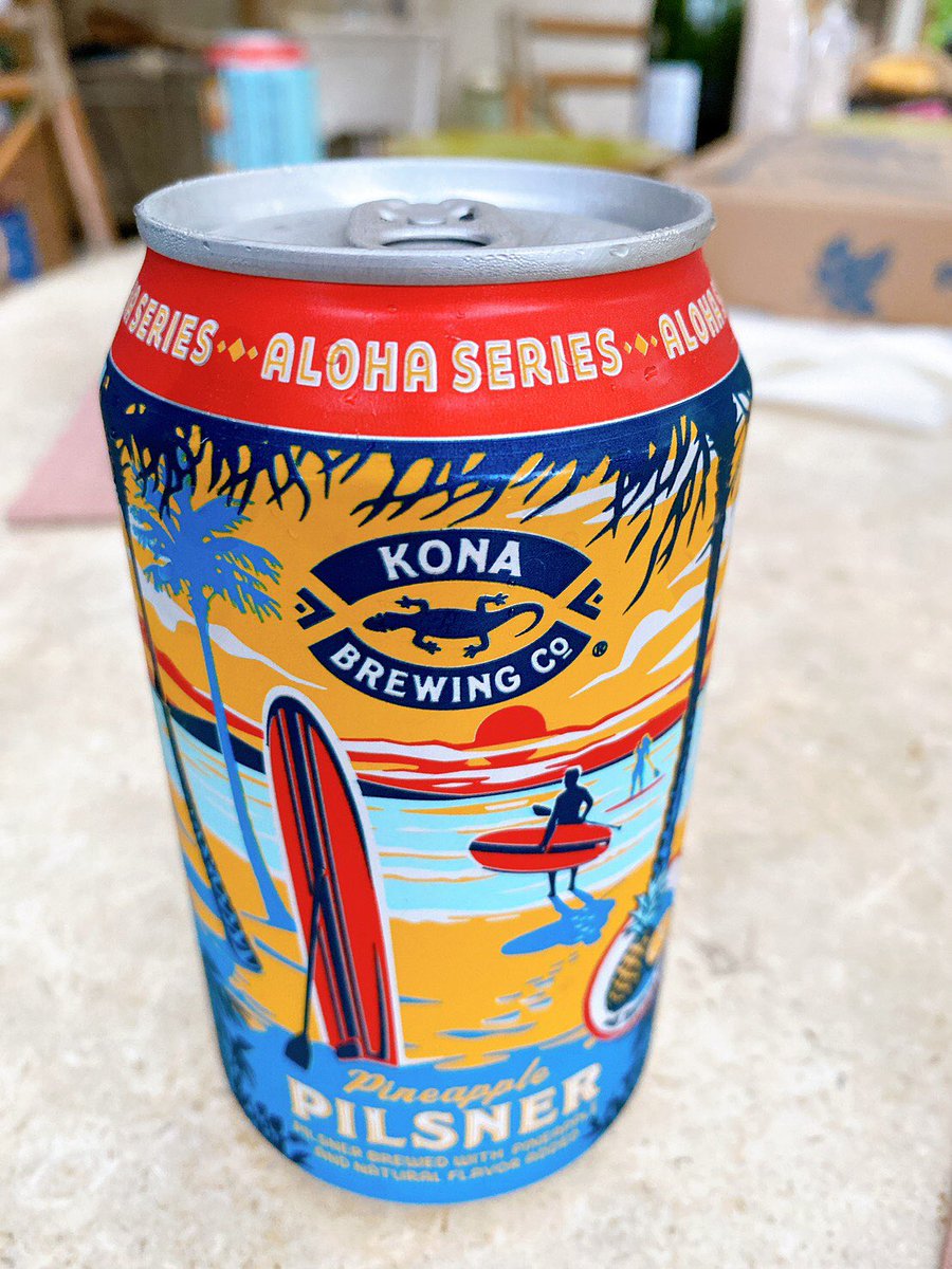 林 テリー V Twitter おはようございます マウイで こんな可愛い デザインの コナビール見つけた パイナップルのフレーバーだって 今日も笑顔で過ごしましょうね 妄想ハワイ ハワイ Hawaii Maui ハワイ好きさんと繋がりたい Beer Konabeer ハワイで乾杯