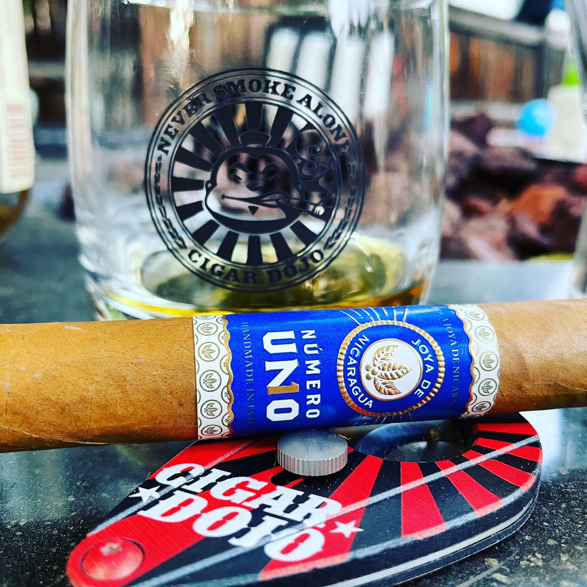 CigarDojo's tweet photo. A recipe for a perfect night. @joyacigars https://t.co/RO4LPRnXzs