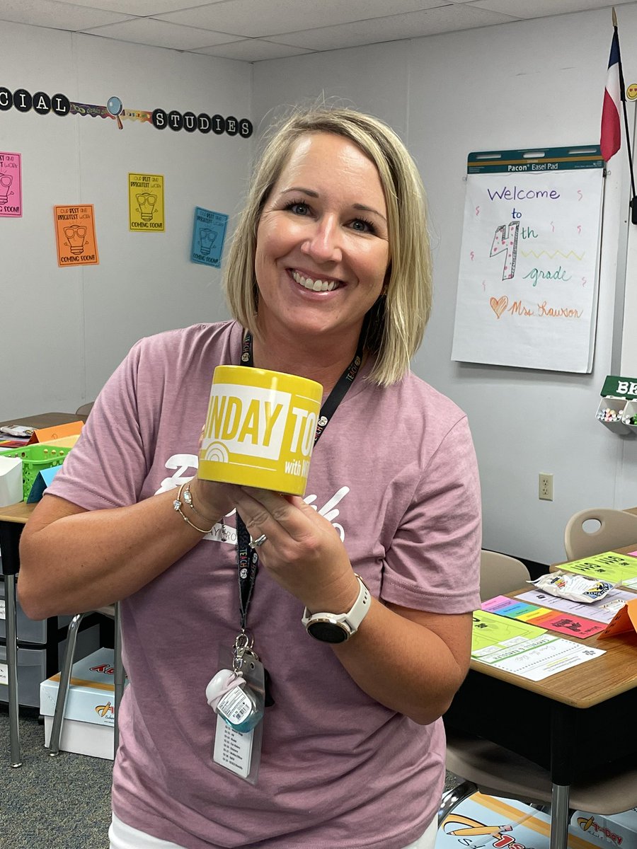 Mrs_Amy_Lawson's tweet photo. Ready for year 18! Can’t wait to meet this year’s 4th grade students! #SundayTODAY #randolphelementary #fulshear #texas https://t.co/w8uodesx0b