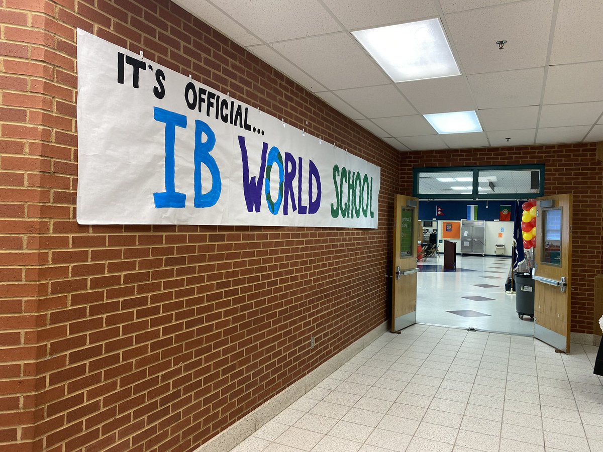 mkellyk2008's tweet photo. Today was one for the books. @DogwoodFairfax celebrated becoming the 2nd PYP IB World school in FCPS. 4 years of hard work… and the work is just beginning. So thankful for this family!  #PEACE  #enrich #engage #empower https://t.co/sITeIonBYB