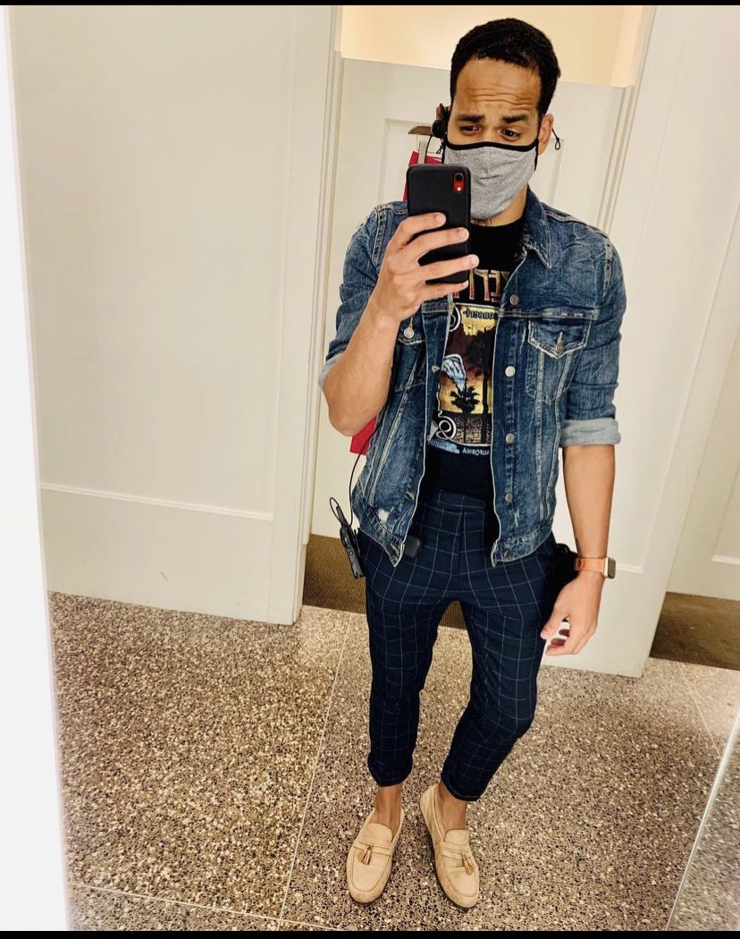 diormindz's tweet photo. Whose fucking with me in the outfits game tho #selfiegod #OOTD https://t.co/7kpXTxfykp