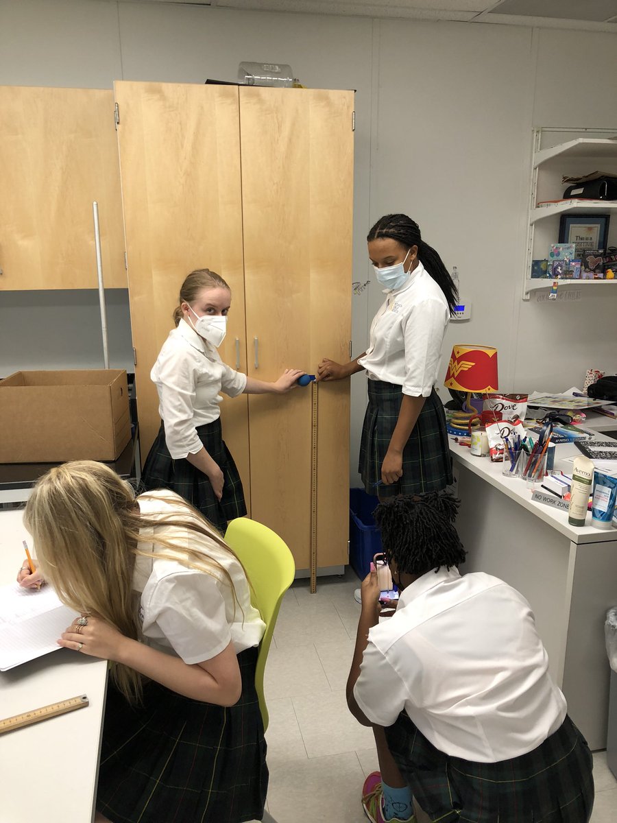 ScienceSuzy's tweet photo. First day of physics ball bounce lab!
#ifyouknowyouknow
#AGSscience #AGSstrong #thisisAGS https://t.co/XEu8zKTnEU