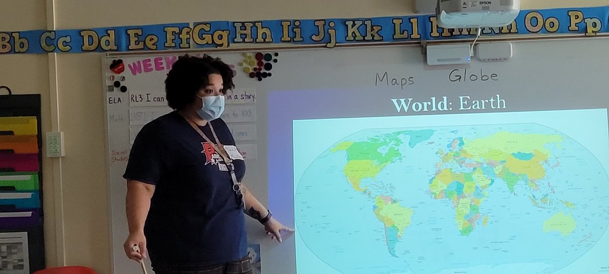 lelemillerzion1's tweet photo. Watching our scholars SOAR in first grade was a highlight of my day! First grade teachers setting the stage to learn about "Our Earth, Our Home" #linkingelements @FYYounginer @asanders_PES @KeenyaJ @Msgray_withanA @i_title @AshleyRucker85 @FCSocialStudies https://t.co/o9bq1PtcQ2