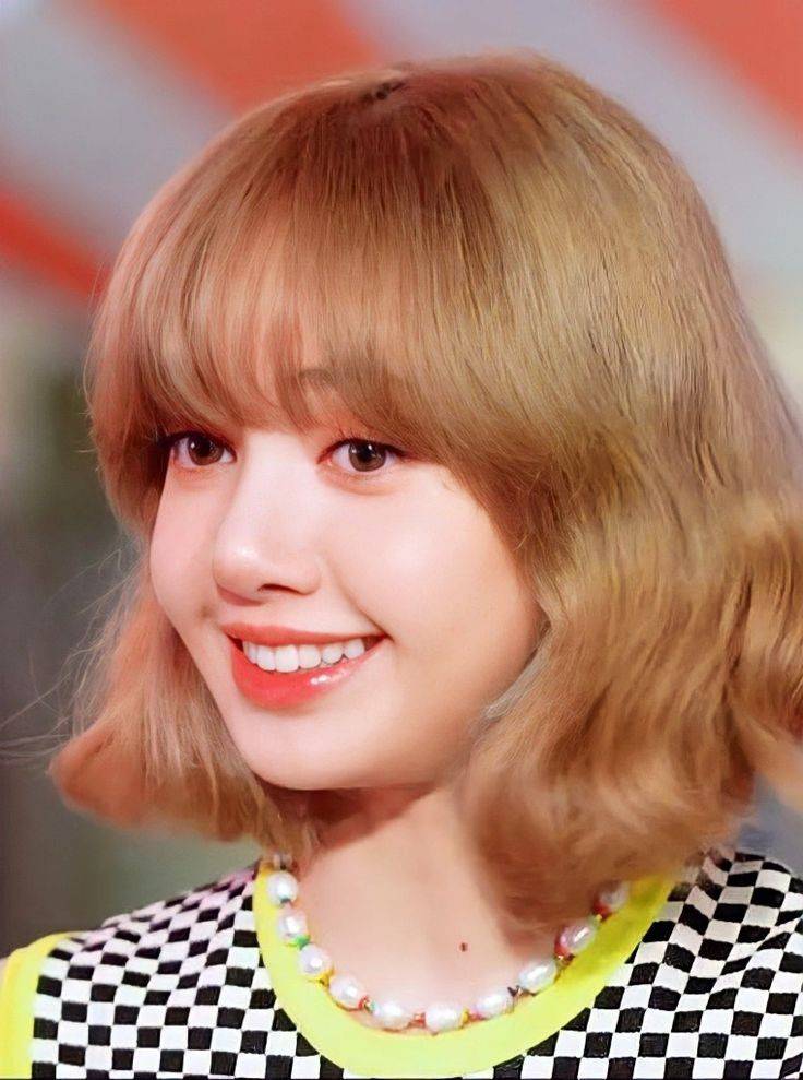 hourly lisa tweet media