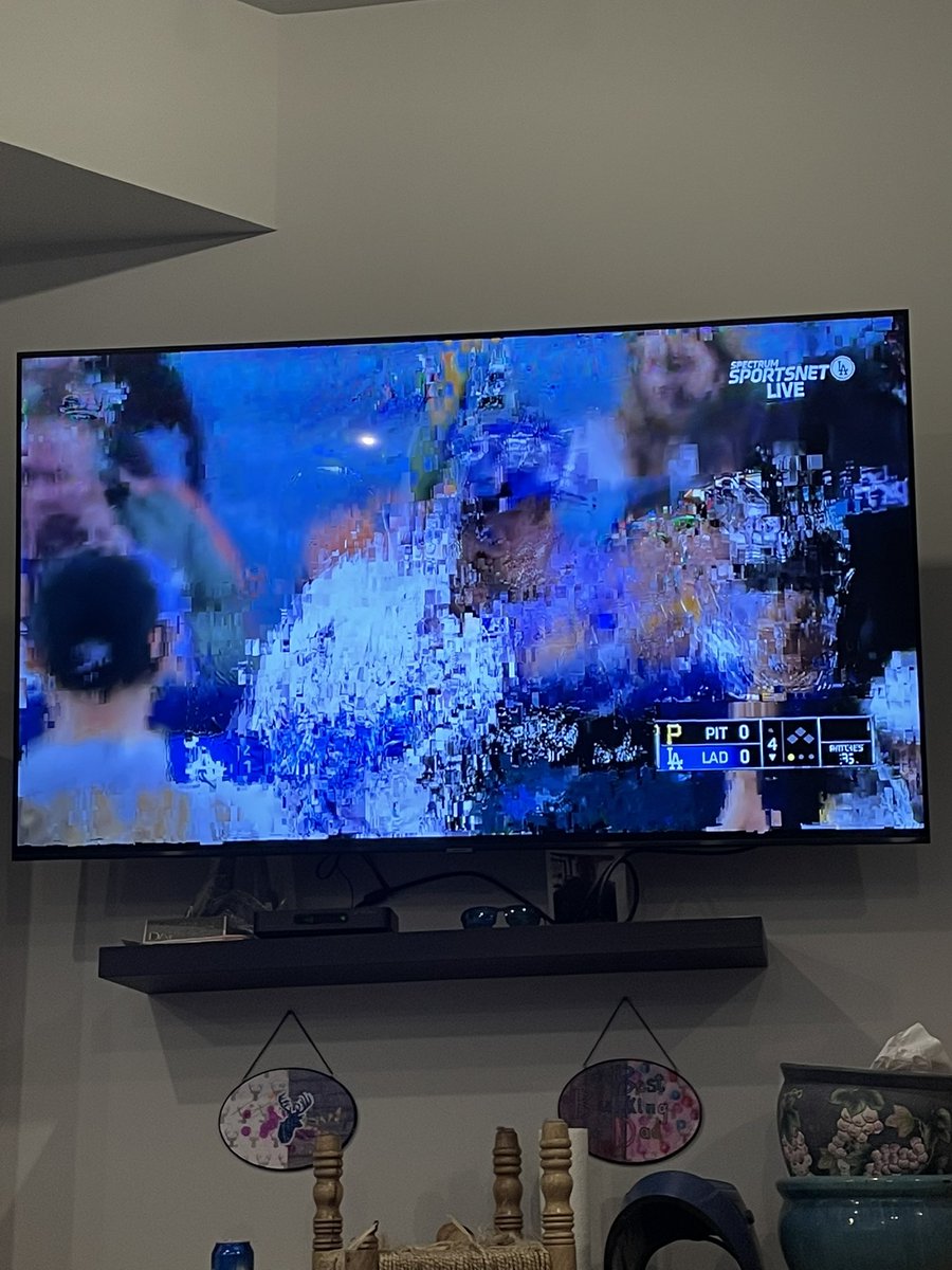 sports fan tweet media