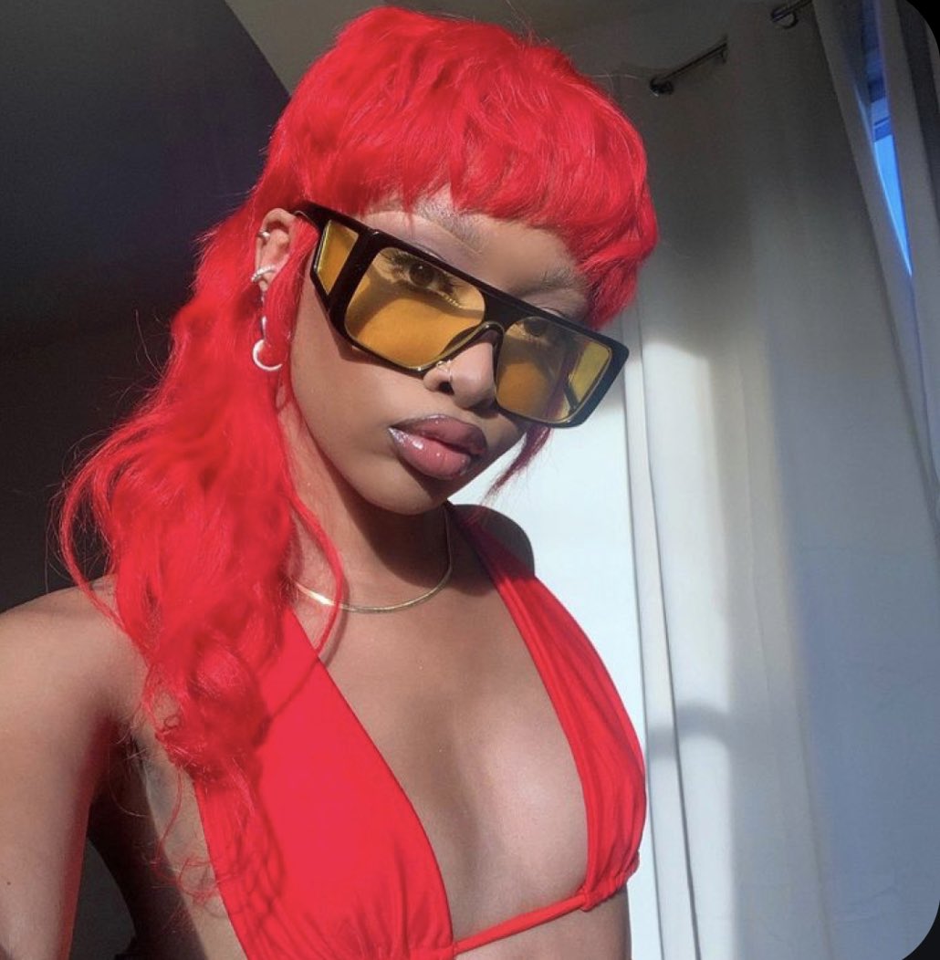 BLACK WOMEN WITH MULLETS>>> now me refocus 🖤