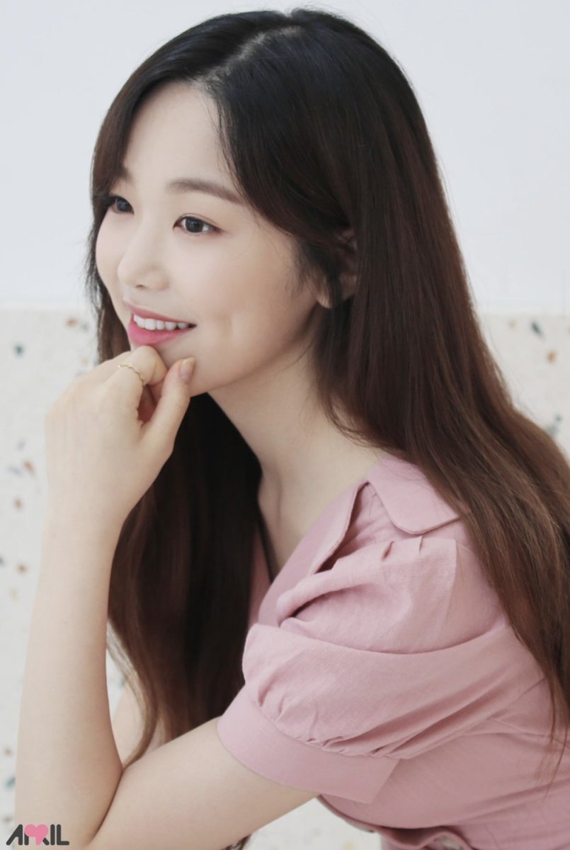ggscatalog's tweet photo. rachel ; april

190812 © staff_april

#레이첼 #rachel #성나연 #sungnayeon
#에이프릴 #april https://t.co/K7XeVebjJI