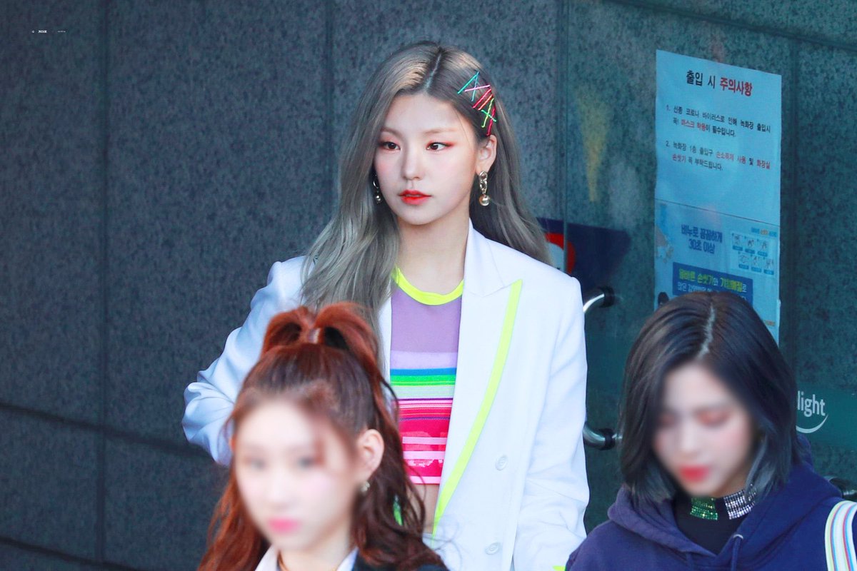 yeji pics tweet media