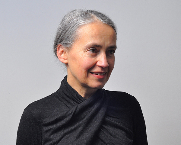 UoNPressOffice's tweet photo. Meet our new heroes in teaching excellence and innovation. Dr Cristina De Matteis wins a National Teaching Fellowship and our Health E-Learning &amp; Media team scoops a Collaborative Award for Teaching Excellence @UoN_Pharmacy  @UoN_HELM @AdvanceHE #WeAreUoN
https://t.co/lIGbOChdPx https://t.co/KSWUHwDMWI