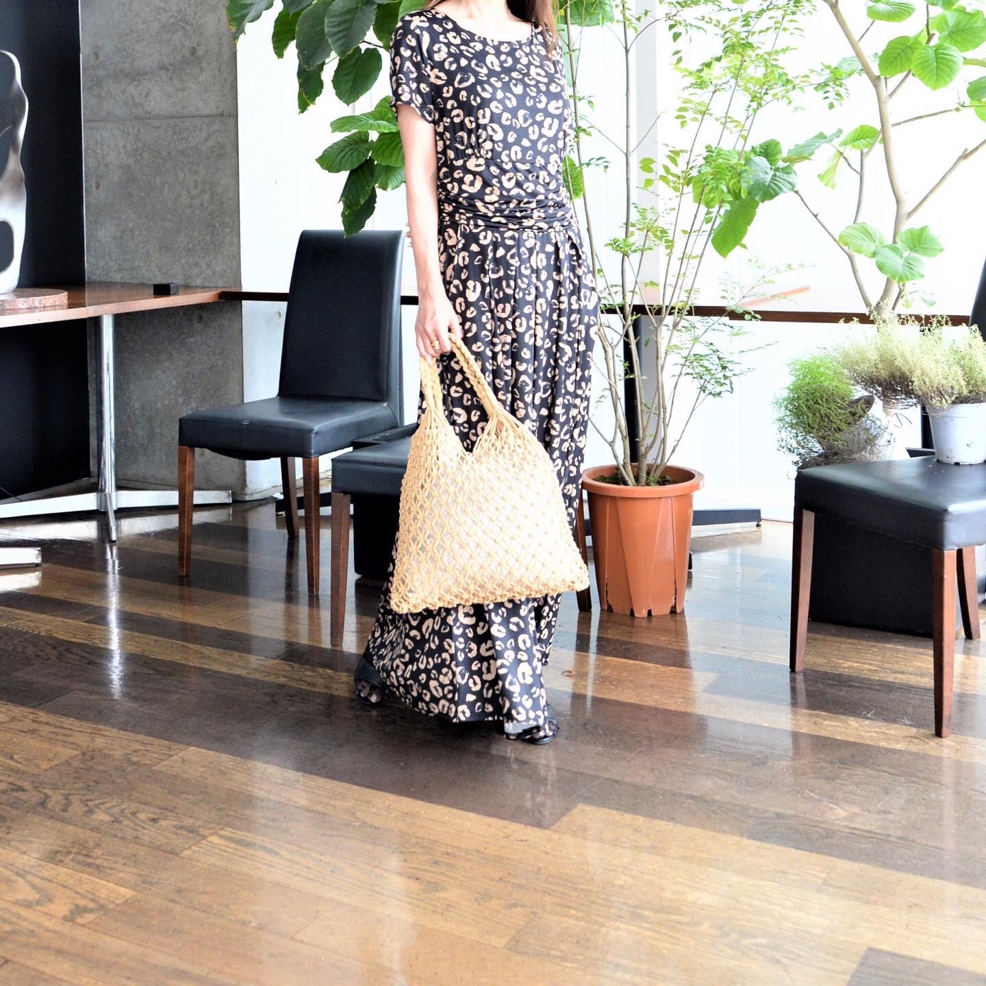 Hatoya 上野ファッション ワンピース 3f ツルツルした感触でストレッチの効いた素材のマキシ丈ワンピース 丈が 長いので背の高い方にオススメです Made In Italy 13 0 2 640 税込送料込 ご覧いただきありがとうございます 皆さまの
