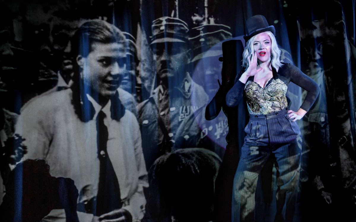 BlackBoxLive_AU's tweet image. THE REICHSTAG IS BURNING: A postmodern cabaret for a world on fire. Inspired by the Weimar Kabarett tradition.

Written and performed by @JoanneHartstone Directed by @TomKitney

WINNER: 2021 Adelaide Critics’ Circle Award
 
#TweetTheMedia