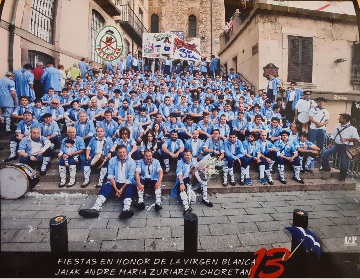 Petralak's tweet photo. Gora Andre Mari Zuriaren Jaiak!! Gora Gasteiz!!! Gora Petralak!! #nofiestas2021 #volveremos #petralak #pegatinas #recuerdos https://t.co/3dYEFZNEmG