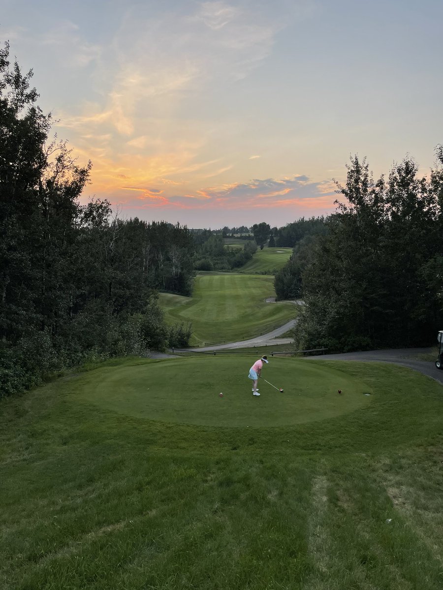 Jagare Ridge Golf Club - this place is not ugly! #golfalberta #womensgolfnetwork