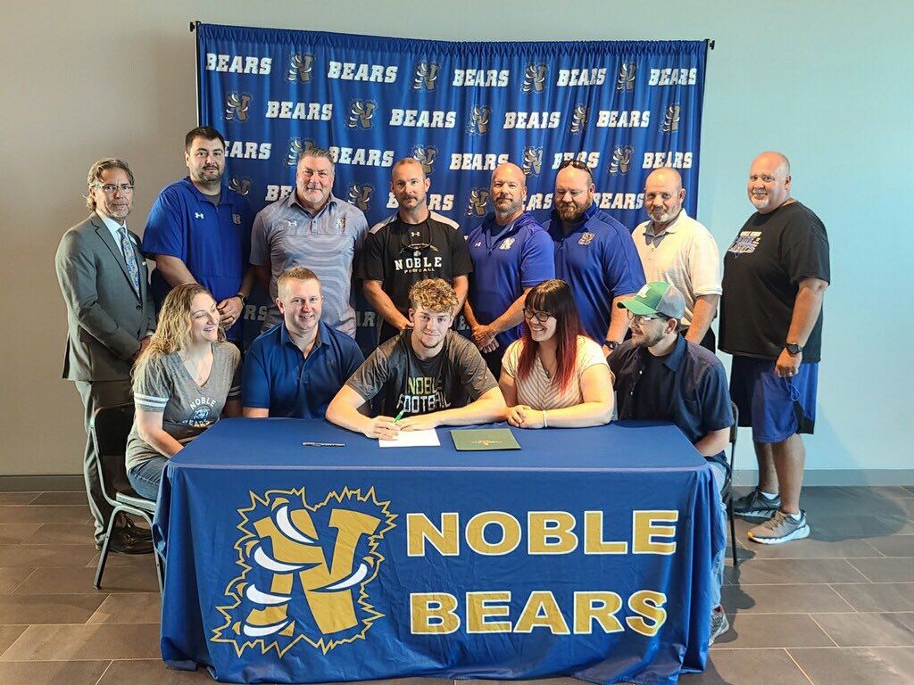 <a href="/SethWall87/">Seth Wall</a>  ‘21 LB/WR signs with <a href="/NSU_Football/">Northeastern State Football</a> this morning. Congrats and good luck!