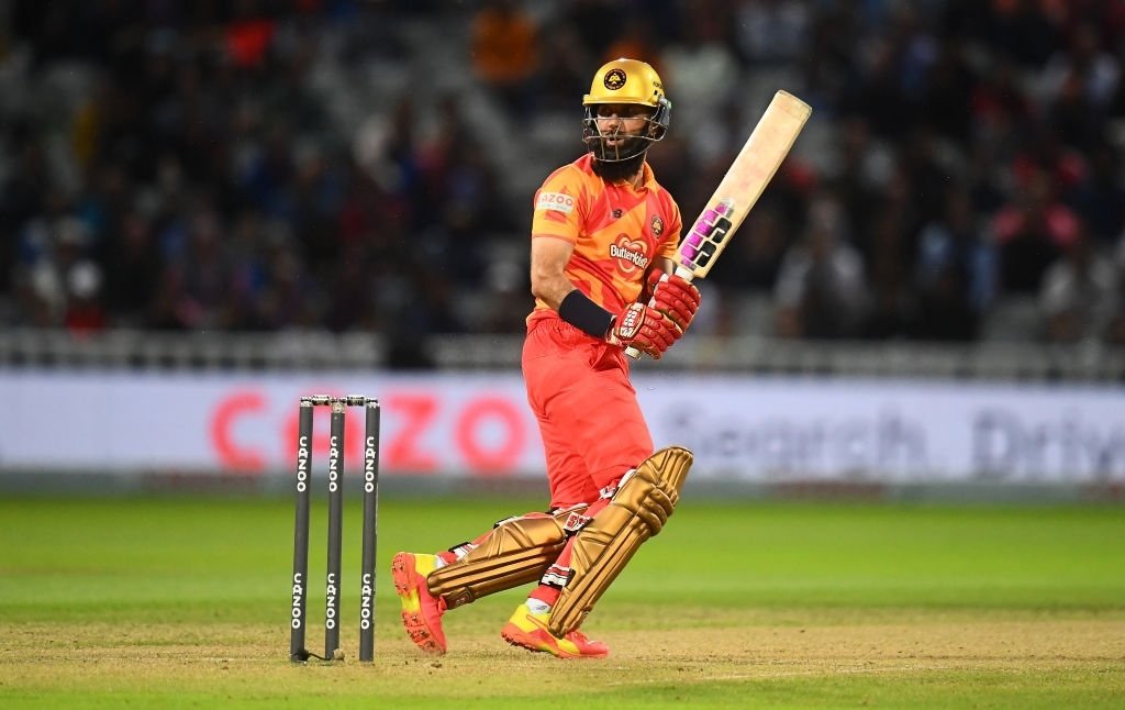 CSKFansOfficial's tweet photo. Moeen Ali played a match winning knock against Oval Invincibles yesterday 💛🦁

49 Runs | 29 Balls | 3 Fours | 4 Sixes

📸 Getty Images
#TheHundred #WhistlePodu https://t.co/j4hwRcoLLN