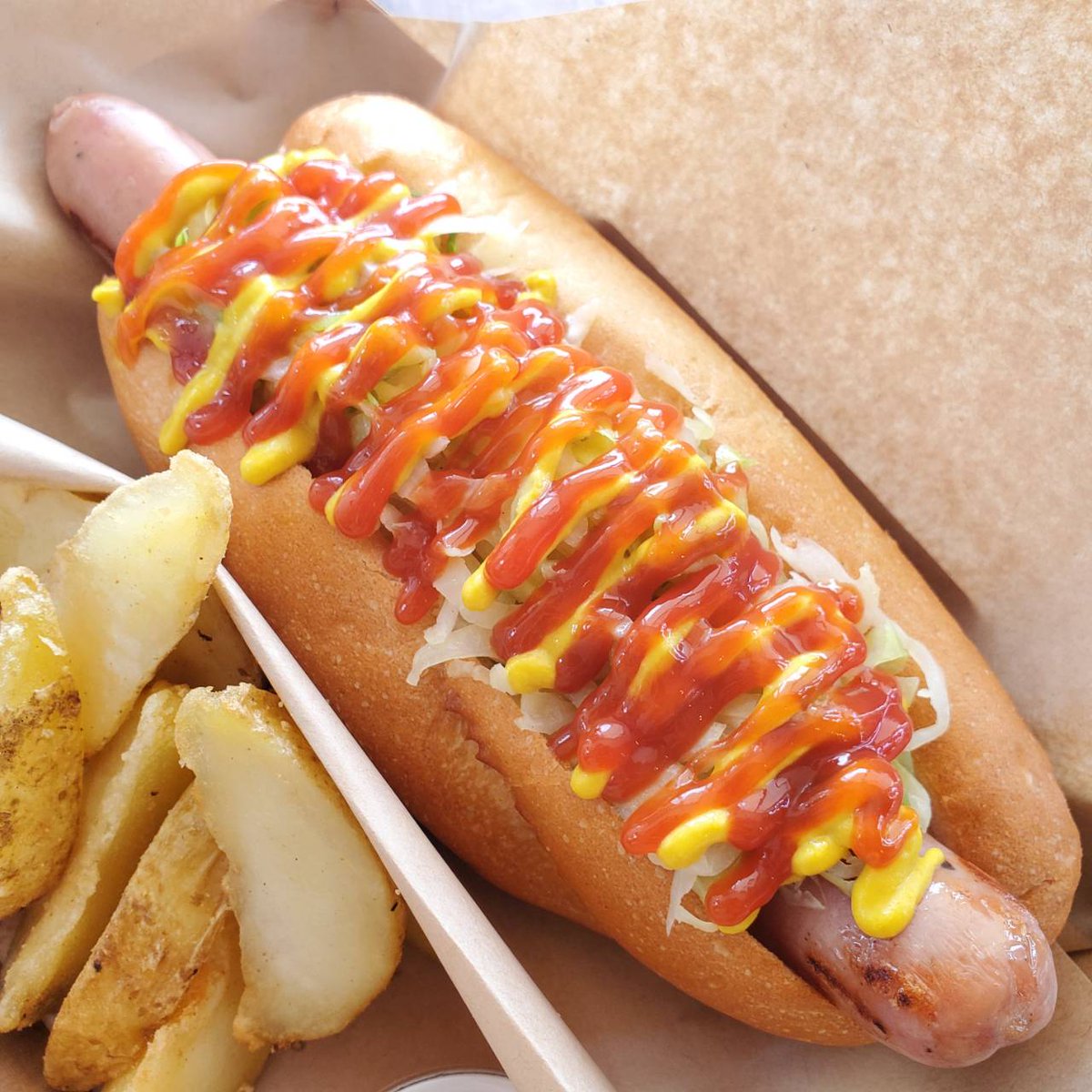 ট ইট র キッチンカーいつめし 最近大人気の キャベツ増し増しスタンダード キャベツを沢山食べたい方や ガッツリ食べたい方におすすめです いつめしplus キッチンカー フードトラック 移動販売 ホットドッグ ホッドドック チバザポーク