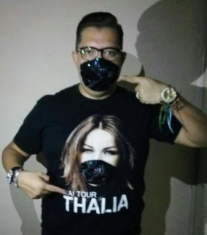 ALBERTSAA's tweet photo. @thalia Mi look ante esta pandemia #ThaliaHBDParty siempre lo mejor te admiro , te respeto y quiero 💕🤩HPB 🎂🎂🎁🎉Tu fan #1
#Thalia #HBDMonth #Party https://t.co/UearjrC22P https://t.co/YWhBPC2w6V