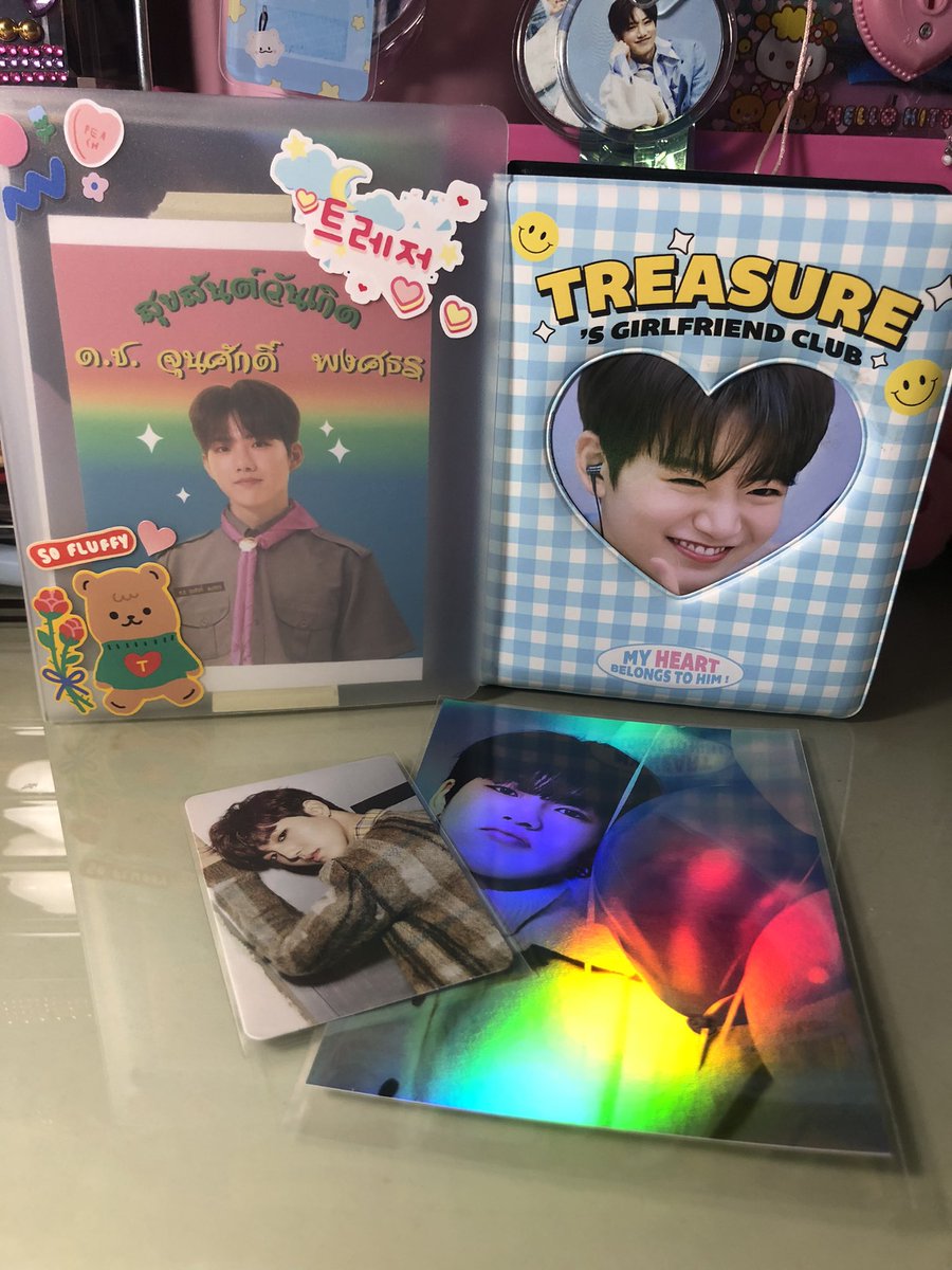 junniejunkyu's tweet photo. Pls rt *﹆💌⌇

ᵀʳᵉᵃˢᵘʳᵉ ¹ ʸᵉᵃʳ ᵃᶰᶰᶤᵛᵉʳˢᵃʳʸ 
ครบรอบเดบิวต์ 1 ปีเหล่าเด็กสมบัติ ♡̷⌇

💎สุ่มแจกการ์ด+โฮโลแกรม💎

꒰ 🎅🏼กติกา 🕯 ꒱
รี+ฟอล ได้เลยฮ้ะ 
สุ่มวันที่ 10/08 เวลา 15:00 ค้าบ
#ตลาดนัดtreasure #ตลาดนัดเด็กสมบัติ #TREASURE1stAnniversaryTH https://t.co/mThuer3KbL