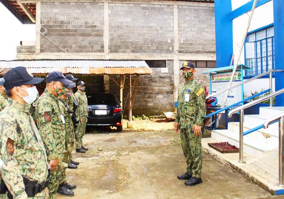 proarmm's tweet photo. PBGEN EDEN T UGALE, RD, PRO BAR conducted an on the spot inspection to the Municipal Police Stations of Lanao Del Sur PPO in line with the  Intensive Cleanliness Policy of the CPNP, PGEN GUILLERMO LORENZO T. ELEAZAR. 
#TeamPNP 
#WeServeAndProtect 
#PulisNgPilipino https://t.co/eaqtsH0apt