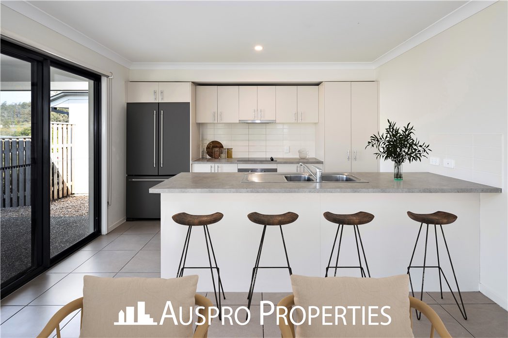 unicorn888888's tweet photo. #australianmade #queenslanderhome #brisbane #realestate #contrmporary #sunshine #firsthome #investment #lifestyle #travelaustralia #chill #cool #selling https://t.co/bUu27vP53t
