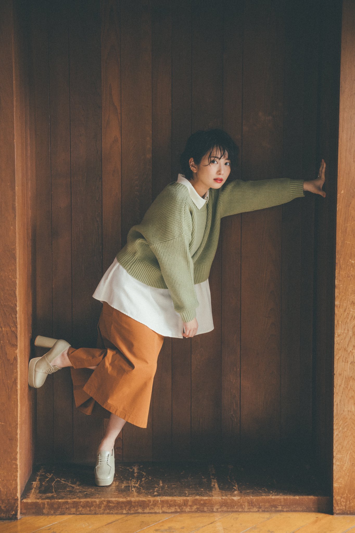 志田未来　ストッキング 小柄な女性の為のベーシックブランド『 #COHINA 』の秋服イメージキャラクターを #志田未来  が務めさせていただきます👗✨ 皆さまぜひチェックしてください🙏🏻 ⬇️ https://t.co/9LmYkef2rb  @cohina_official @Tokyojork #小柄 #低身長 ...