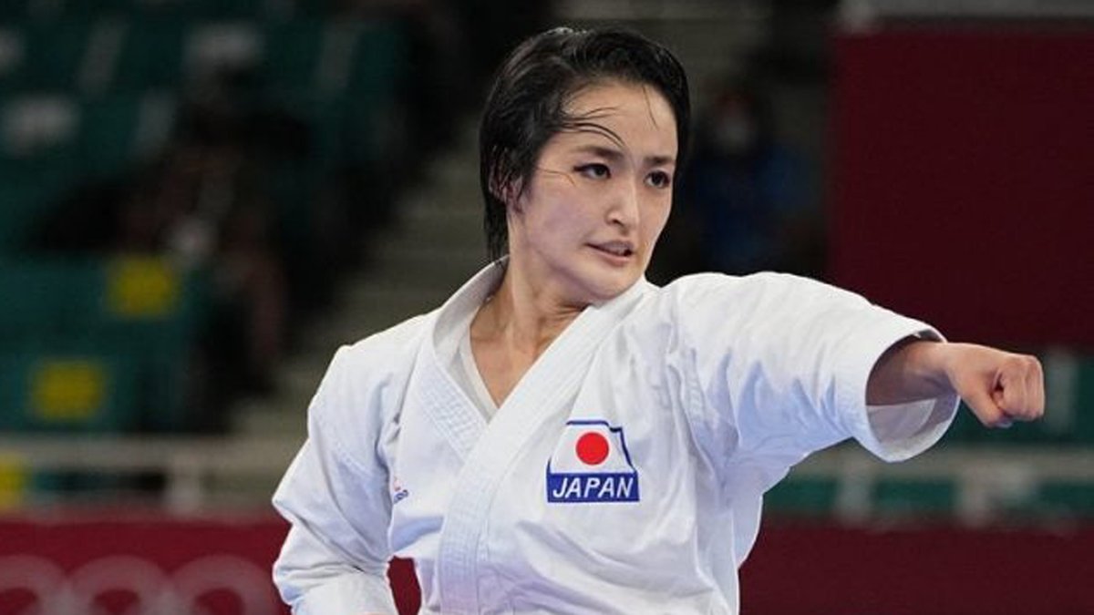 読売新聞オンライン まるでアニメの効果音 空手 シュバッ に驚きの声 清水希容の音は 全然違う T Co B0hhhiy59z 清水希容 空手 オリンピック