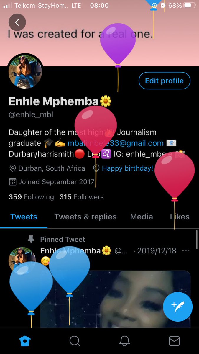 enhle_mbl's tweet photo. Got the balloons 🎈 happy birthday to me https://t.co/DfK1MKYT4e