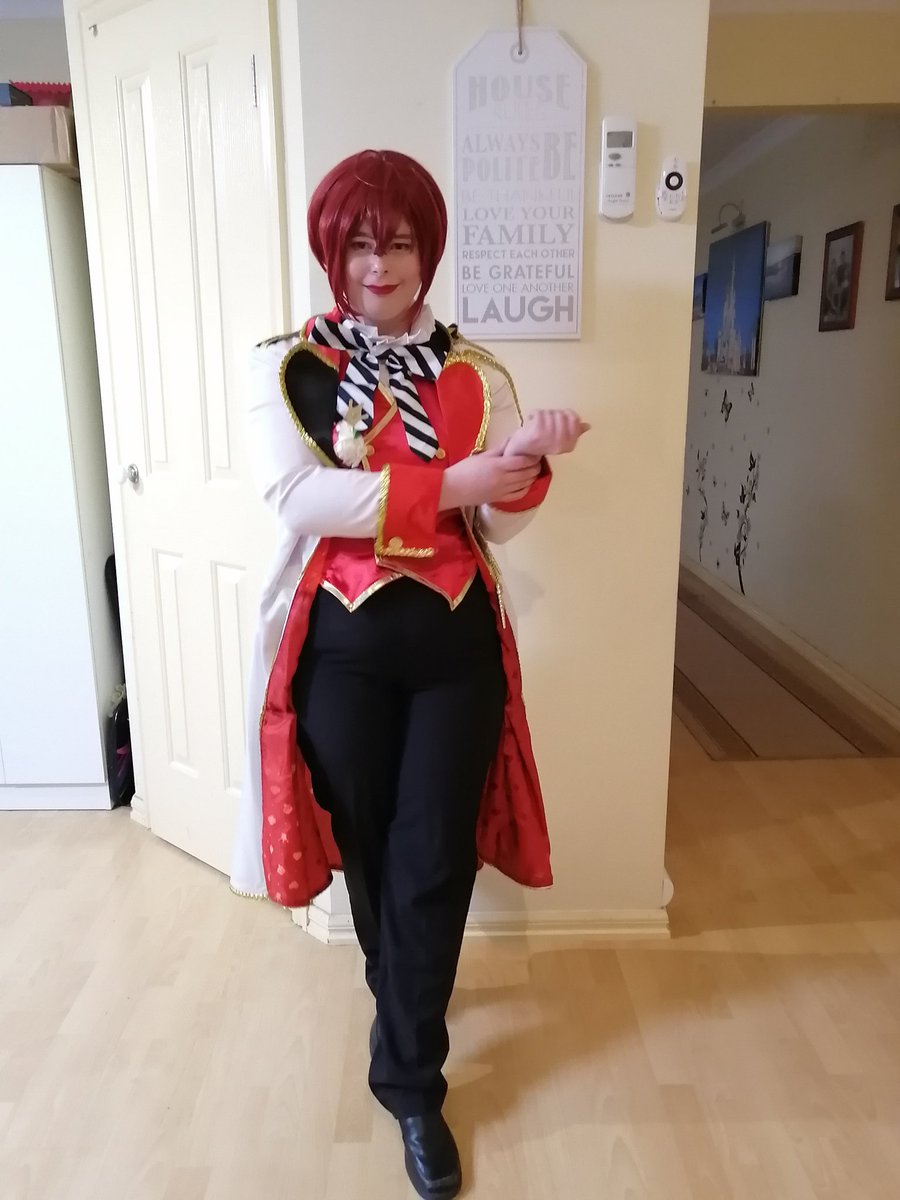 mschufAUS's tweet photo. My daughter Alicia as anime queen of hearts #hiddenadventures #aliceinwonderland https://t.co/YEsWdCTJ63