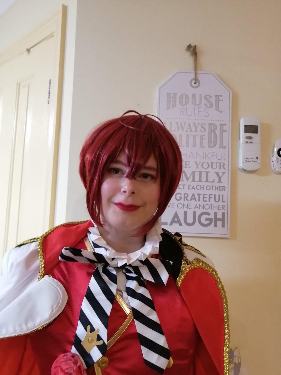 mschufAUS's tweet photo. My daughter Alicia as anime queen of hearts #hiddenadventures #aliceinwonderland https://t.co/YEsWdCTJ63