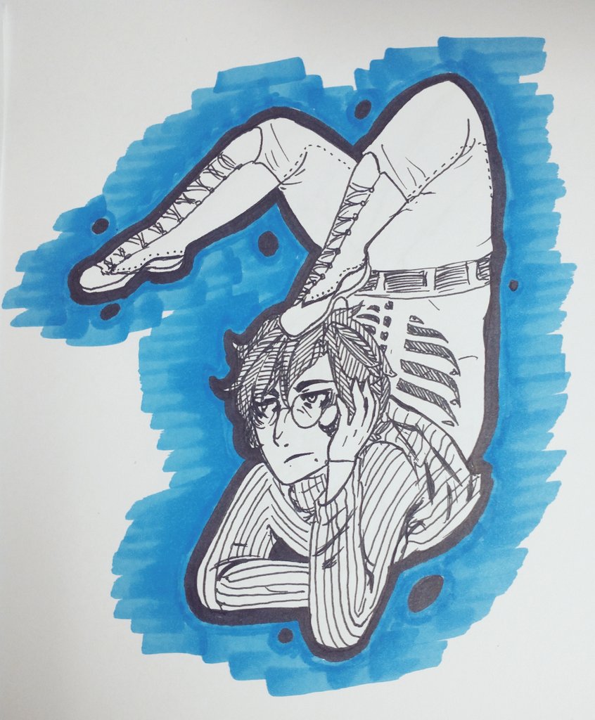 DecayPsychosis's tweet photo. 2012 digital vs 2021 traditional
Same muse, such a long time and such a difference! Klaus got older and he is not so smug about how limber he is, just grumpy because he is old.
#OriginalCharacter #OCArt #DigitalArt #TraditionalArt #KlausValentin #Contortionist #Redraw https://t.co/zQELN2GlyI