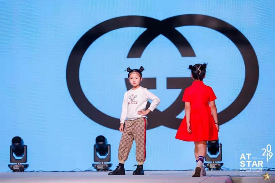 HeraJaime's tweet photo. 2019 Gucci fashion show at Macau https://t.co/zkKcRlmtgG