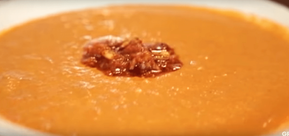 Roasted tomato soup: British Chef Gordon Ramsay’s recipe

https://t.co/EbfNXbqNTH https://t.co/YWluJjVEOa