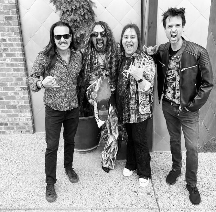 Ready to ROCK 🤟🏼 First show back this season and we are SO ready to party with you!!!! Let’s have some fun 🤩