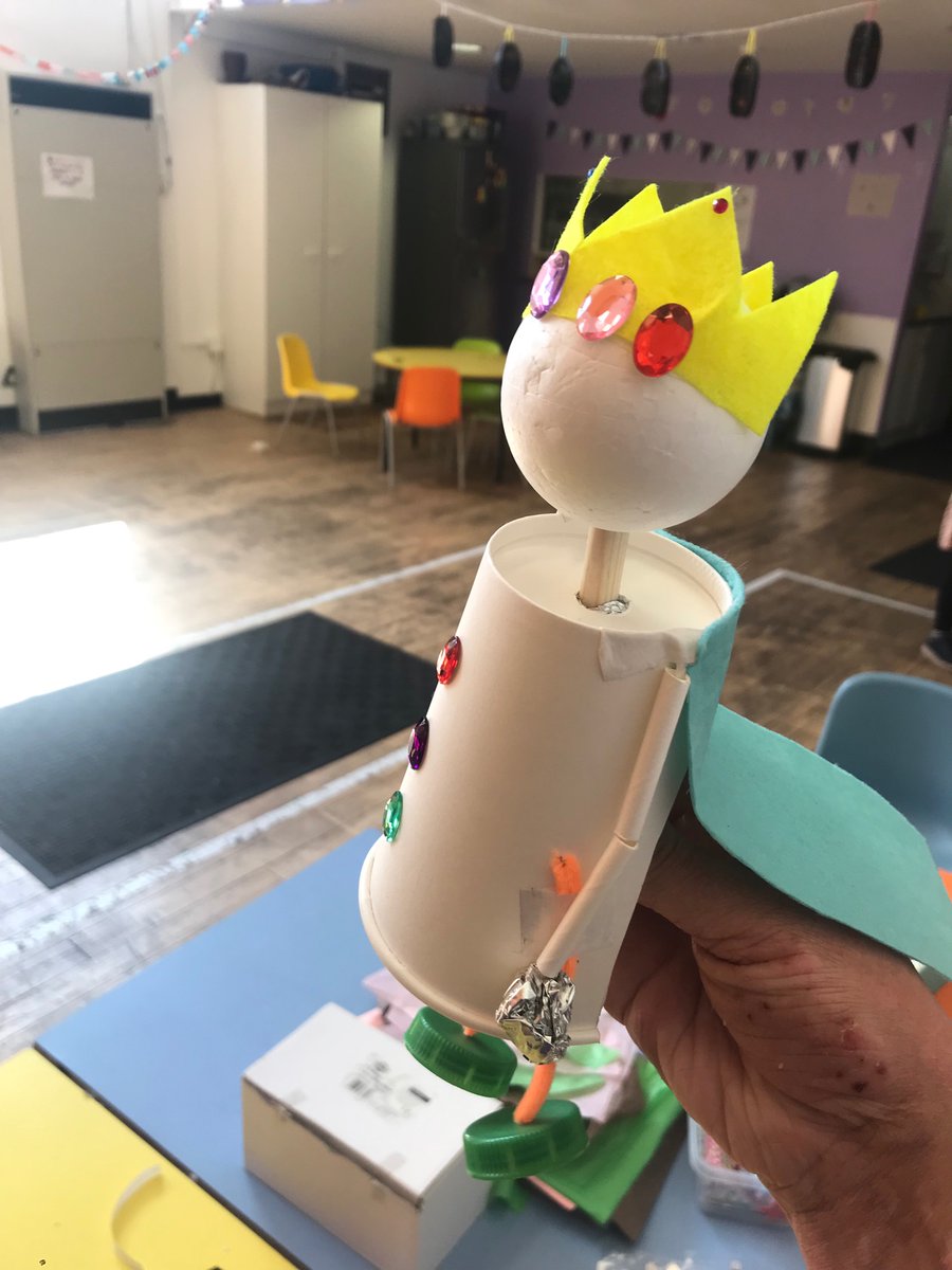 HyndlandASC's tweet photo. Thanks so much to @NudgePuppets for our amazing workshop yesterday, the kids were thrilled with their new sidekicks! https://t.co/gtlTrZdUen