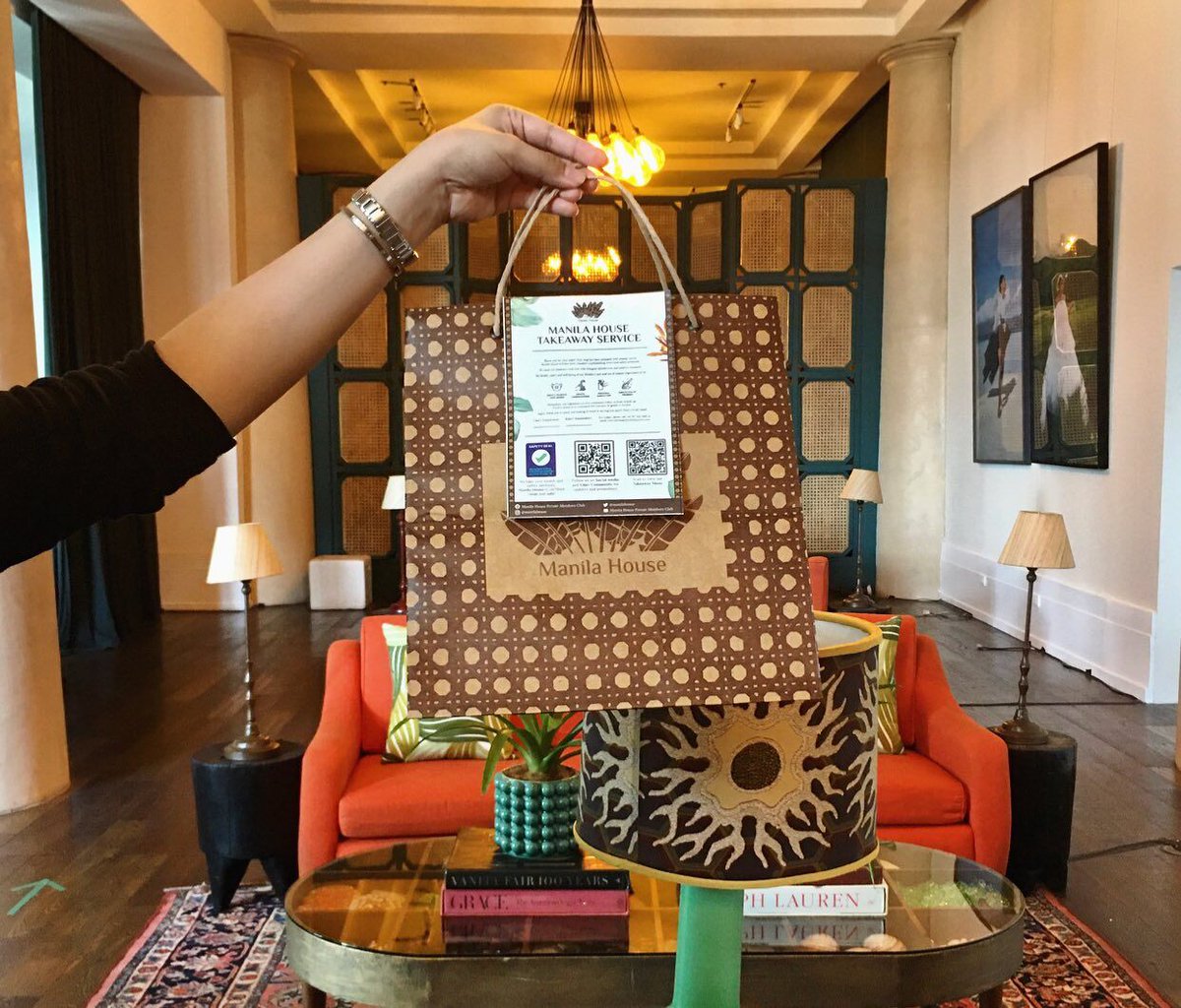 This Manila House goody is on it's way. Have you ordered yours yet? 
Order takeaways and get discounts from our website (shop.manilahouseinc.com), through food delivery services (Grab Food, Foodpanda, Pick.A.Roo and JustPayTo), or by calling us directly at 0917 816 3685