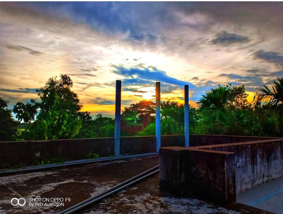 PAunggon's tweet photo. The sky is the daily bread of the eyes https://t.co/rZJh1E3IIO