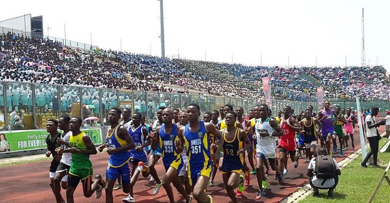 Joy997FM's tweet photo. What is the name of your favourite athlete during 'inter-co' and 'super-zo' back in high school? 

Tweet with the hashtag #JoySMS https://t.co/B39tOLbxsI