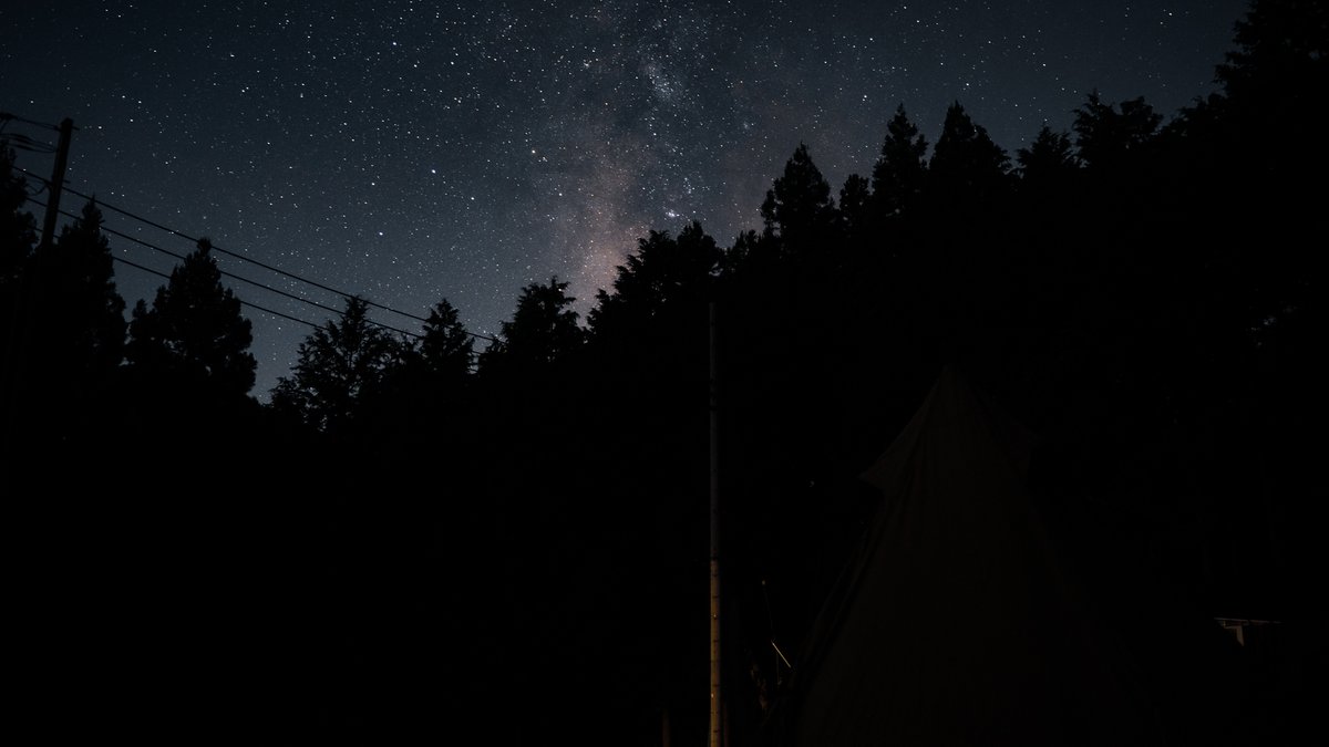 i_o_doors's tweet photo. 道志の隠れ家から天の川🌌🌌🌌
画面の明るさを最大にして見てみてね!
#えしらフォトアルバム
#CSD #CSD20
SONY α7c × TAMRON F/2.8 28-70
ブラックミストNo.5 https://t.co/v5Y274qxAa